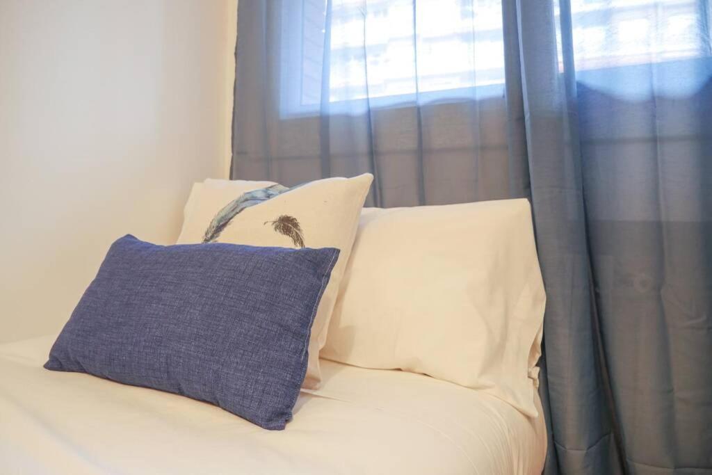 Stay U-Nique Apartments Lluca Barcellona Esterno foto